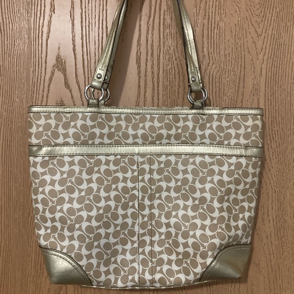 Gold and Cream Designer Tote Bag - Picture 2 of 4